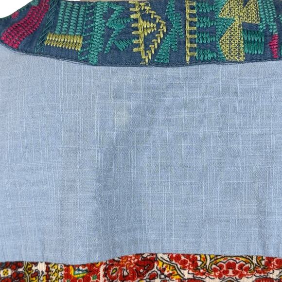 Calessa 2X-Large Tunic Top Embroidered Split V-Neck Floral Stretch 3/4 Sleeves - Picture 7 of 10